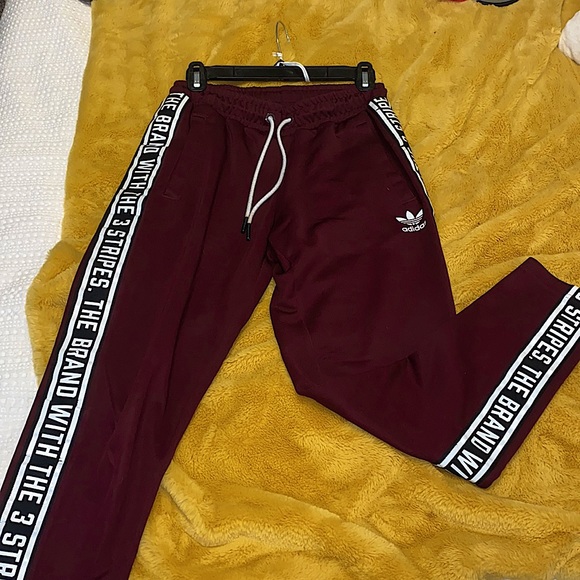ADIDAS TRACK PANTS IN MAROON - Picture 2 of 6